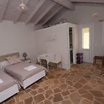 Feriehus The Olive Grove House Kassiopi