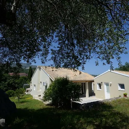 The Olive Grove House Feriehus