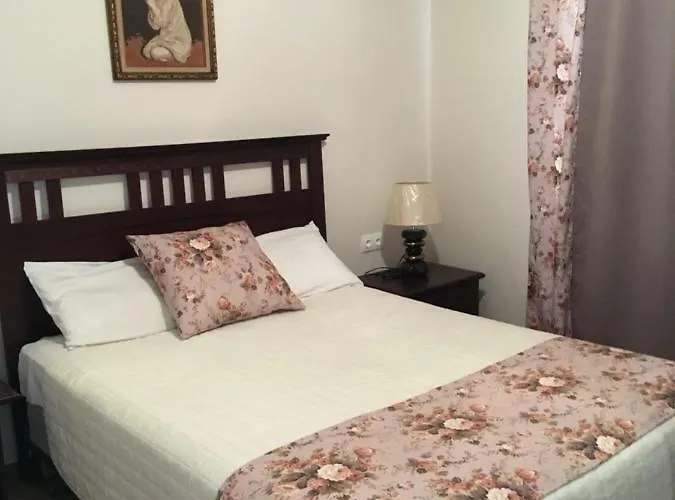 The Olive Grove House بيت للعطل