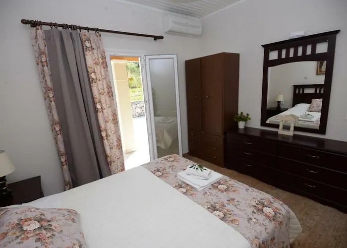 بيت للعطل The Olive Grove House