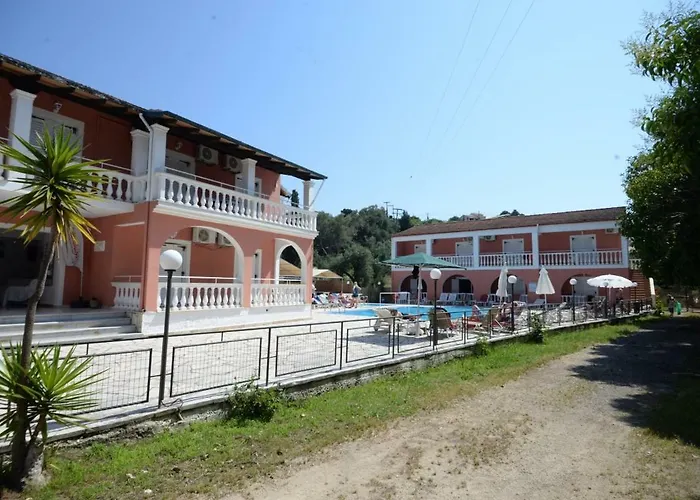 The Olive Grove House بيت للعطل *